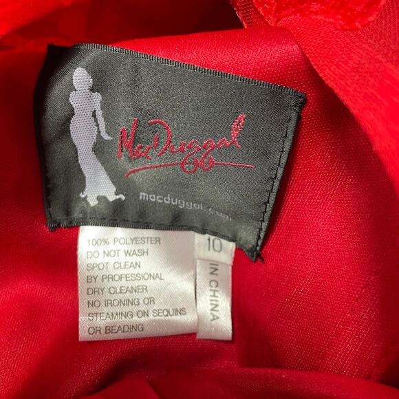 Mac Duggal NWOT Embellished Puff Sleeve Plunge Neck Trumpet Gown Size 10 Red - Picture 4 of 9